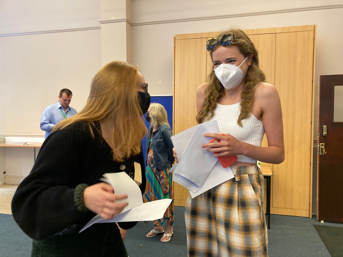 StFrancisHerts's tweet photo. We are so proud of our Year 13s @StFrancisHerts . This year's results are fantastic not because of covid-19 but in spite of the virus. Well done, girls! #resultsday #alevels2021 https://t.co/dn4zhu4JRL