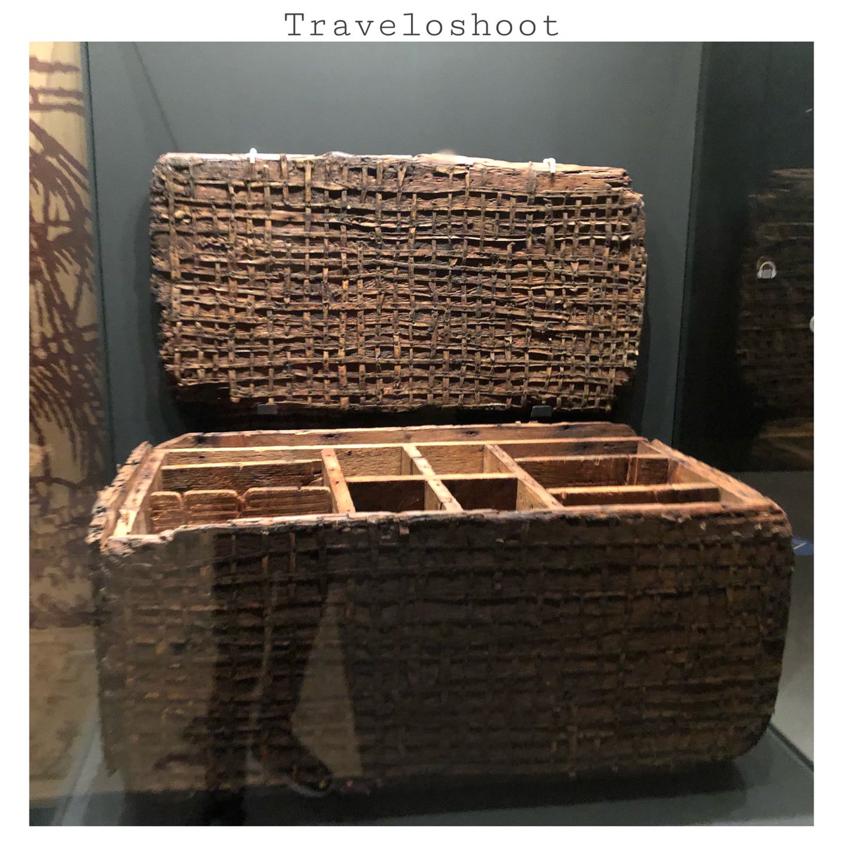 Traveloshoot's tweet photo. #traveloshoot #travel #ancient #old #travelphotography #traveling  #wonderful #love #lovequotes #loveislove #ancienthistory #historia #historical #12thcentury #oldes #amazing #lovequotes #lovemyself #haryanvi #pehowa #hr41 #kurukshetra #spain #barcelona #maritimemuseum #museum https://t.co/LSVaKGunB1