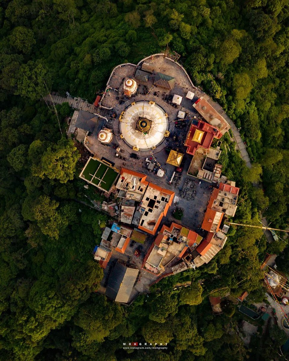 BucketlistNepal's tweet photo. Aerial view of Swayambhunath Stupa 😍😍
.
.
📸 By @mohgraphy 
#travel #Nepal #BucketListNepal https://t.co/596ZRzF9kp
