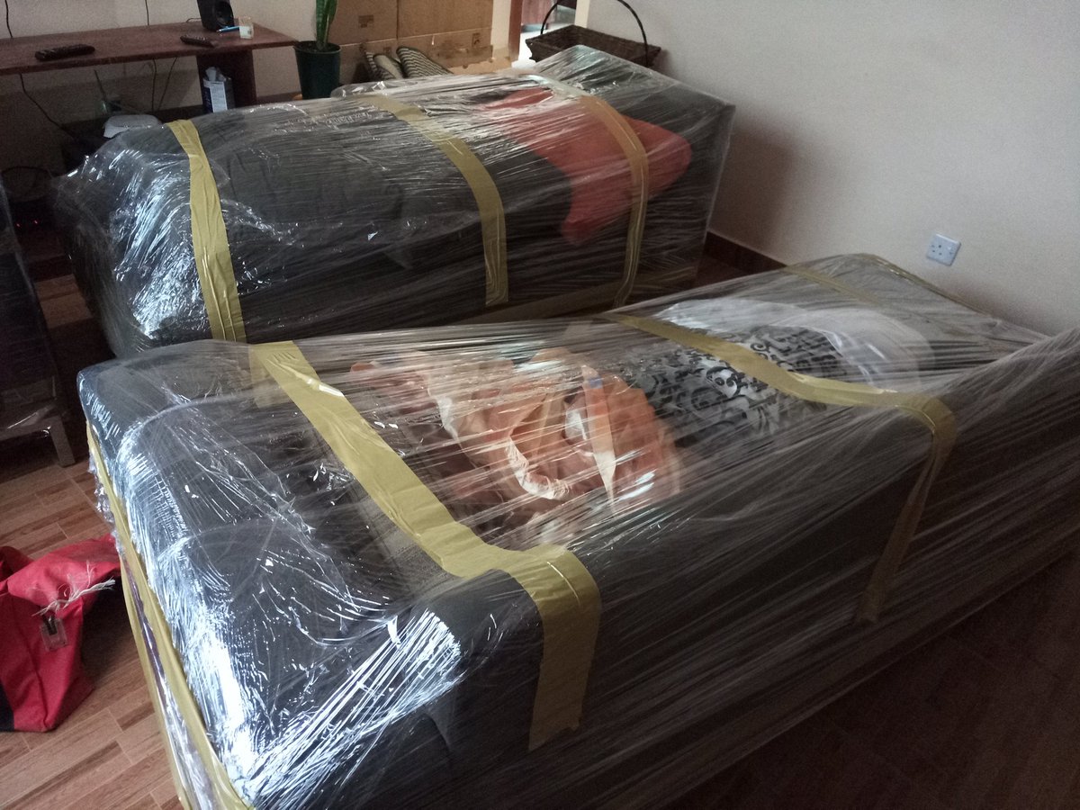 EpitomeMovers's tweet image. Tips for Moving
1. Book a professional moving company.
2.Don&apos;t just book a moving company, book a pocket friendly one.
3.Book EPITOME MOVERS they never disappoint.
Be it on the full house setups, from your flowers,fragiles,bulky items to your bedroom.
We ..1/2