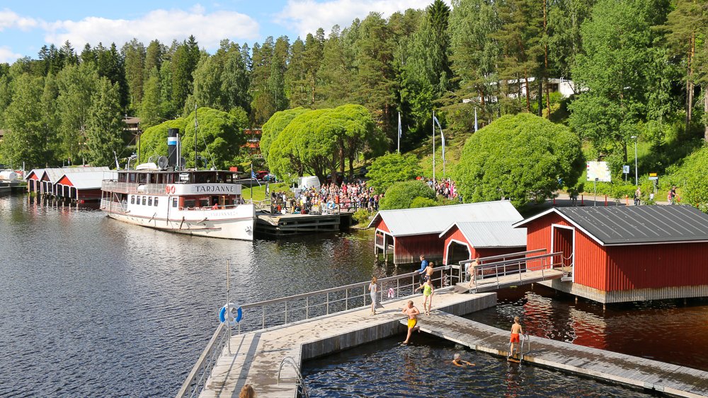 DiscoverFinland's tweet photo. With a great selection of natural &amp; cultural attractions, and an even better choice of activities &amp; adventures, the Heart of Finland has much to offer those looking for a break in an undiscovered treasure of rural Finland, often missed by foreign visitors: https://t.co/fz3BGlKSKP https://t.co/p6L9timUFu