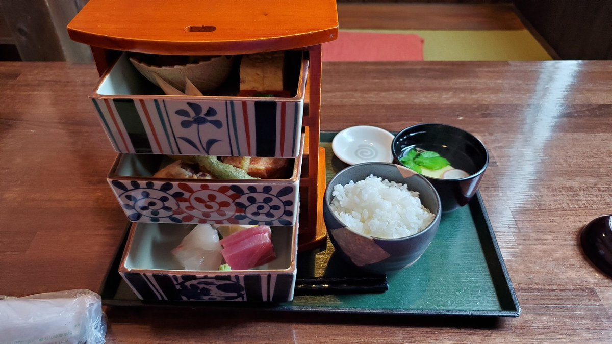 全部喰いのすぎすぎ 美味しい店2500軒訪問しました On Twitter 旬菜ふきよせ 長野県松本市 ミニ懐石1650円 三段重ってのが良いよね どれも旨かったが特に角煮と鰆の西京焼きが旨かった