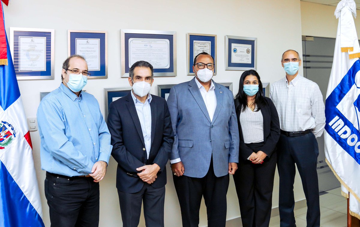 INDOCALRD's tweet photo. Recibimos la visita de directivos #Afaper, para dar seguimiento a la ejecución del proyecto de la @UnionEuropeaRD, que busca la creación de Laboratorios que garanticen las mediciones exactas en la elaboración de los #cosméticos
#Indocal @lorenzodramirez https://t.co/HldONluyfs