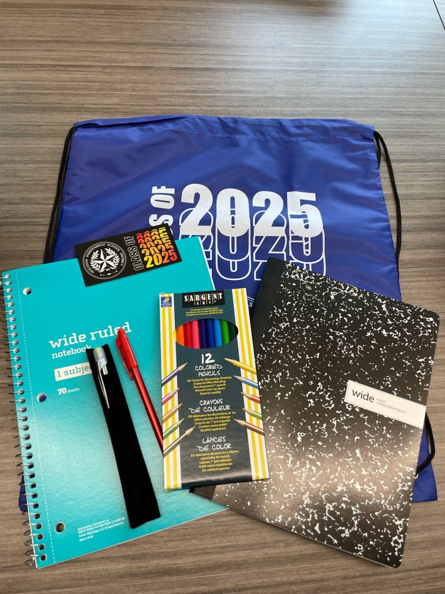 LaKiaLeo78's tweet photo. Just a few final touches on our bags to receive our FRESHMEN tomorrow! #excited #bridgecamp #CO2025 @AustinMustangs @Principal_Reyna @PriDesaiHISD https://t.co/MDAc8cFIWa