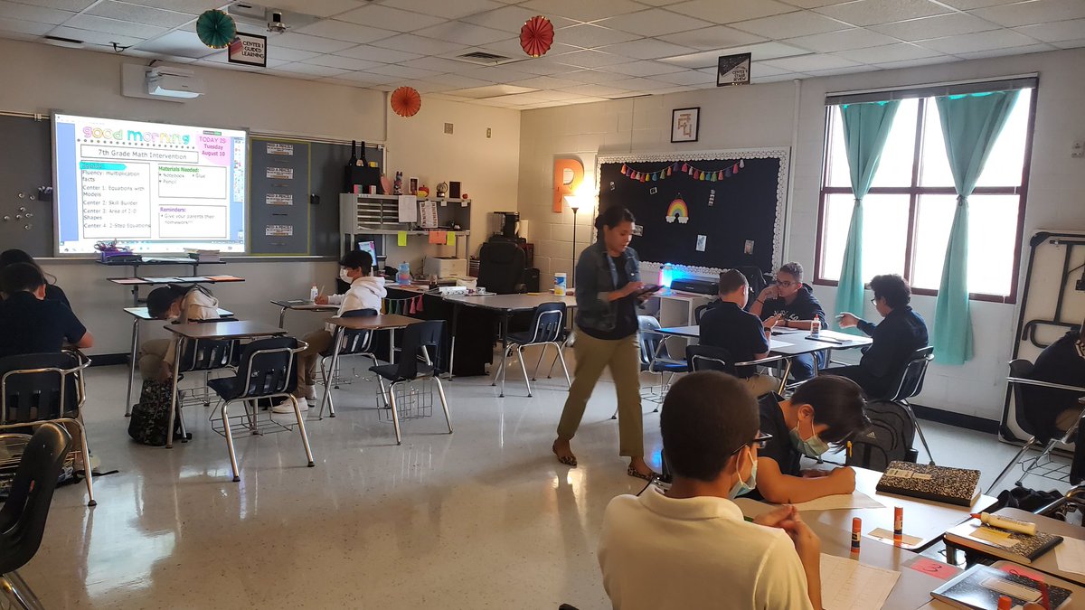 KWright_BMES's tweet image. Generals are #TurningUpTheHEAT in math. #TeamSISD #Generalsconquer @KPonzio_SRMS