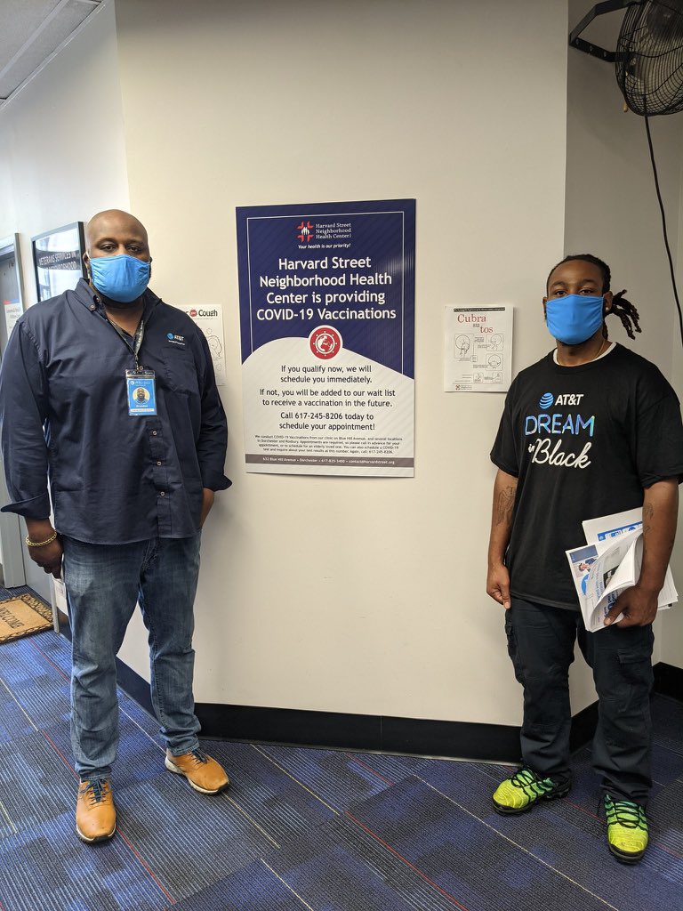 Happy #TeamTuesday!😁 Today we’re highlighting the Stamford Town Center Team for their Back to School event with the Boys &amp; Girls Club, the Orange Team for their FirstNet event at the Firemen’s Carnival &amp; the Blue Link Roslindale team for their healthcare info session! 👍👏#OurNE