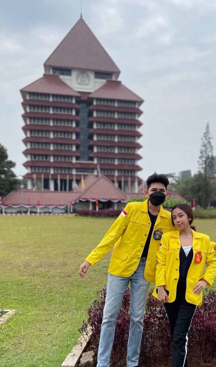 dudduung's tweet image. fh got a bf from ft👀