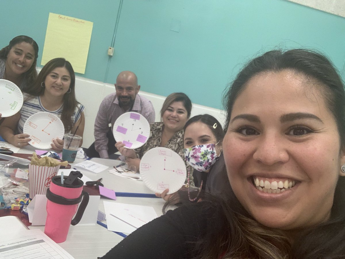 MrsFdz's tweet photo. @fperezTCM @lisacallahan9 @tcmpub Love the energy this morning! So many great #guidedmath take aways! #clockpartners #wearehcisd https://t.co/mwhpmxTYgo