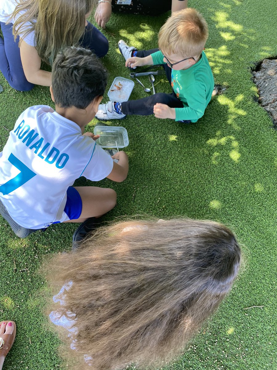 Miss_GKnight's tweet photo. We’re having lots of fun outside this morning playing football, being creative with chalk and trying to free dinosaurs from the ice @QHAThurrock #HAF2021 https://t.co/qR2ld5iuYl