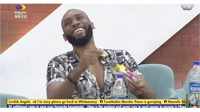 NurNooru's tweet photo. if Emmanuel wants to sleep in 🌹's bed ,good for him my boy is stressed ,😩😩😩 #bbnaija 
okay back to voting  Emmanuel 
#VoteEmmanuel https://t.co/vwb9BUN7EU