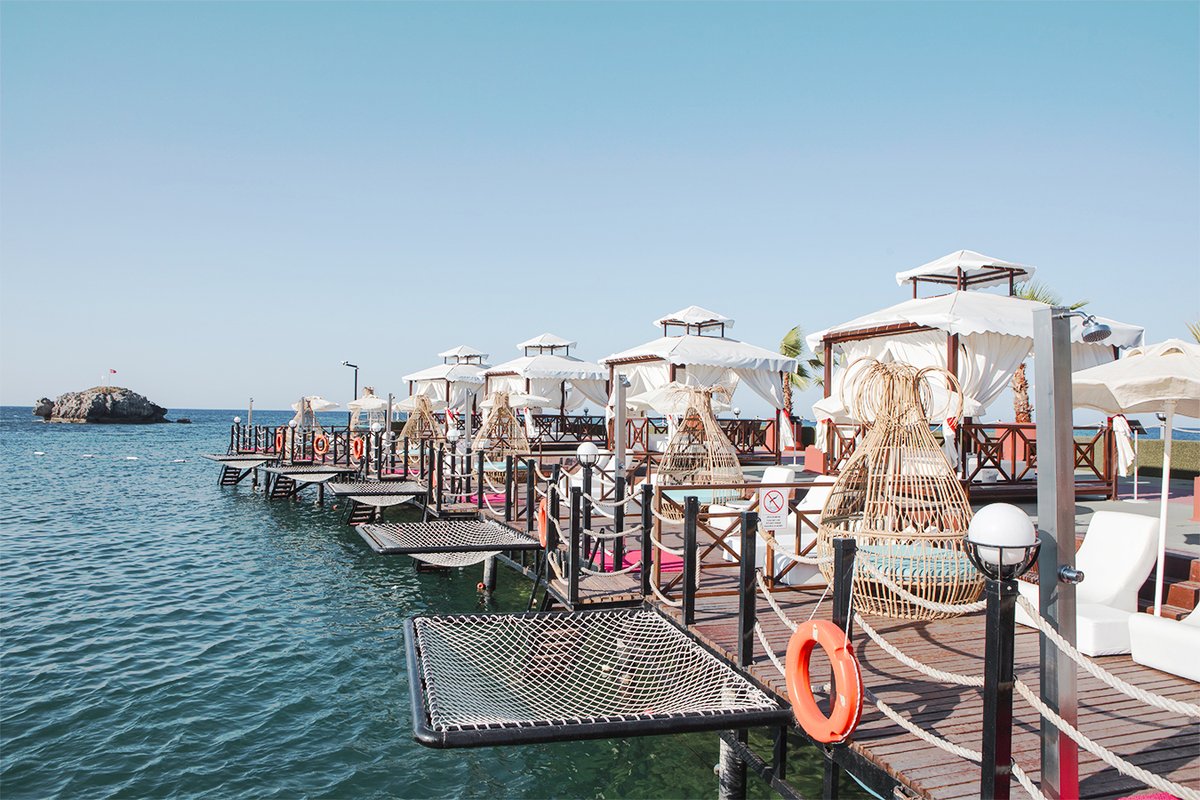 It’s a brand new day by the best coast of the Mediterranean Sea 💙
Akdeniz’in en güzel kıyısında yepyeni bir gün 💙

#ExclusiveHospitality #GranadaLuxuryOkurcalar  #Antalya #Alanya #Belek #Okurcalar #Turkey #luxury #luxuryhotels #holiday #vacation #beach #travel #summer