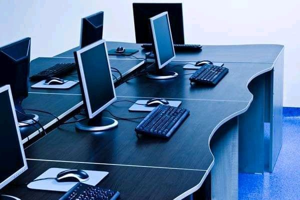 BIT_InstituteUg's tweet photo. With a flexible learning approach, we focus on recruiting and training IT career beginners, students from other study backgrounds, business executives, practicing corporates and holiday makers, apply today for our ongoing September intake enrollment for #ICTcourses #Study_at_BIT https://t.co/1lVIQPYY2Z