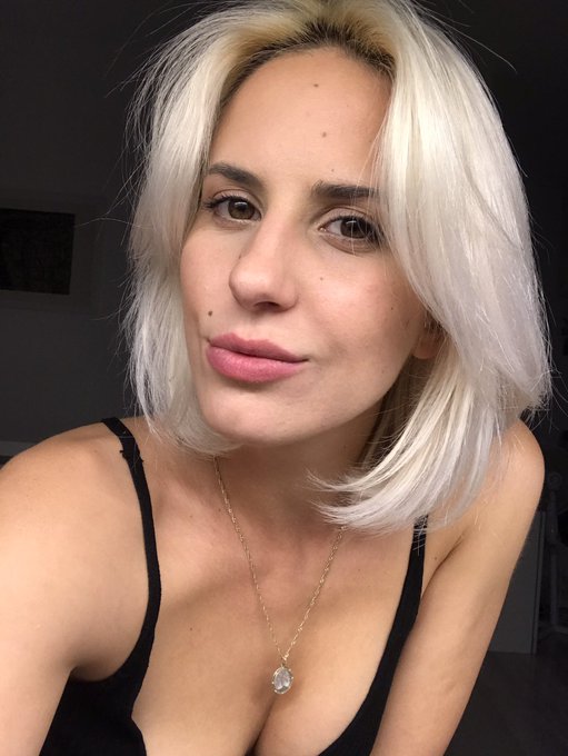 Besuch mich in der☀️ Mittagspause❣️❣️ 🍯👅 📍@Pornhub  👉https://t.co/I4wzdMg6Gh https://t.co/d3VF7X6EnQ<a class="tags" href="/tag/pornhub">@pornhub</a><a href="/tag/%C3%BAj"class="tags"><span>#&uacute;j</span></a>