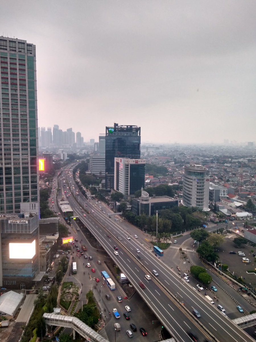 dink2525's tweet photo. hari terus berlalu.. berganti dengan harapan baru, semoga hati kita selalu bersyukur atas segala karunianya di kehidupan ini🌇
#StaySafe
#PrayFromHome https://t.co/icvC0CrYwi