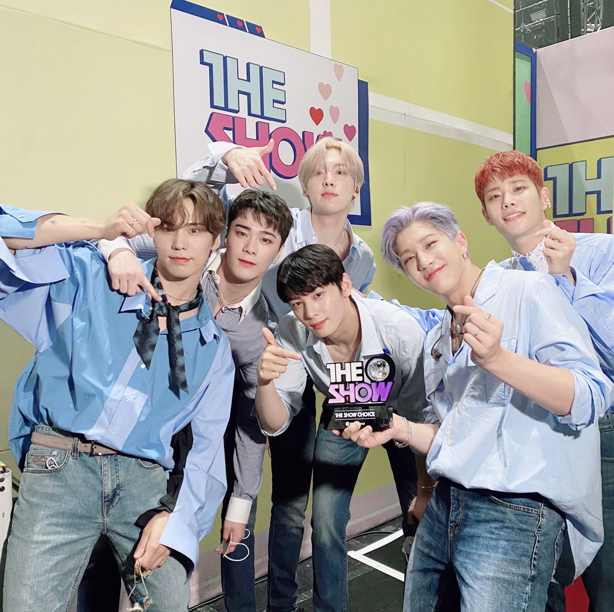 houseofastro's tweet photo. 2021.04.15 2021.08.10
#ASTRO5thWin #ASTRO6thWin https://t.co/1fAO5OJasy