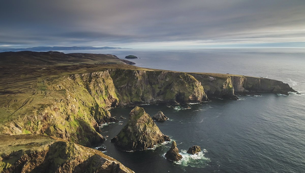 MODAM - ARRANMORE ISLAND'S DIGITAL WORKSPACE

Located on the beautiful Árainn Mhór Island 3 miles off the Donegal, MODAM is Ireland's first offshore shared digital workspace.

The hub has high speed internet access with wifi and a managed local area network.
#flyDonegal #Takeoff