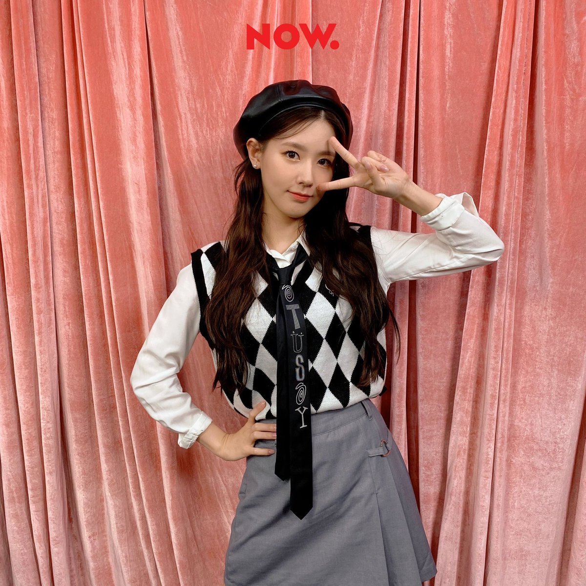 npop_zip's tweet photo. #소문의아이들🎀 오늘은 면반장(#여자아이들 #미연)이 [소문의 추리반] 열고! 이것저것 해결/도전/모험을 할 거라는 소문인데요🤭 면이의 도움이 필요한 궁물이들은 줄을~ 서시오! 📲문자번호 #7117 (정보이용료 100원) #NOW온에어 #GIDLE 추리반💕입장하기https://t.co/uhYglPCjMG https://t.co/APN83rBpbK