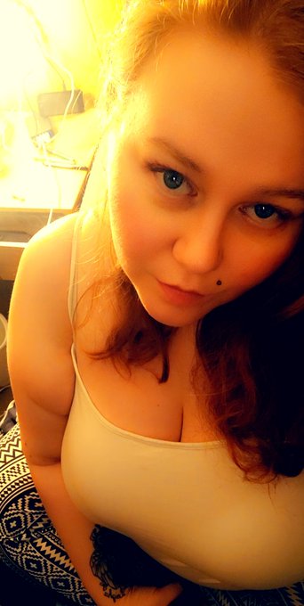 I've finally got it down to one more hour of footage to edit then onto revamping my profiles everywhere<a href="/tag/chaturbate"class="tags"><span>#chaturbate</span></a><a href="/tag/onlyfans"class="tags"><span>#onlyfans</span></a>