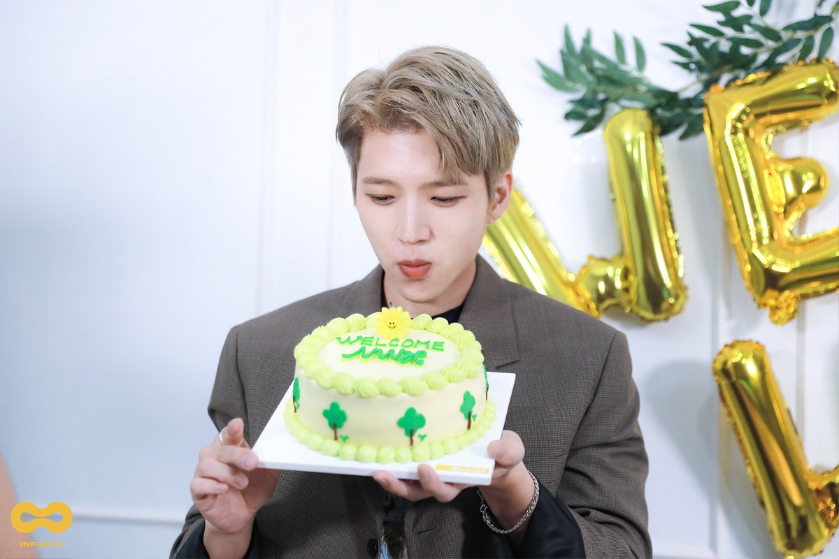 Official_IFNT's tweet photo. [📝] 남우현 '나.보.라' Behind

나무가 돌아왔다!✨
우현이의 '나무가 보이는 라디오'
비하인드 사진, 지금 바로 확인하세요🤗

▶ https://t.co/XHStrbA2R7

#INFINITE #인피니트
#남우현 #NamWooHyun #ウヒョン https://t.co/iodLbjN89K