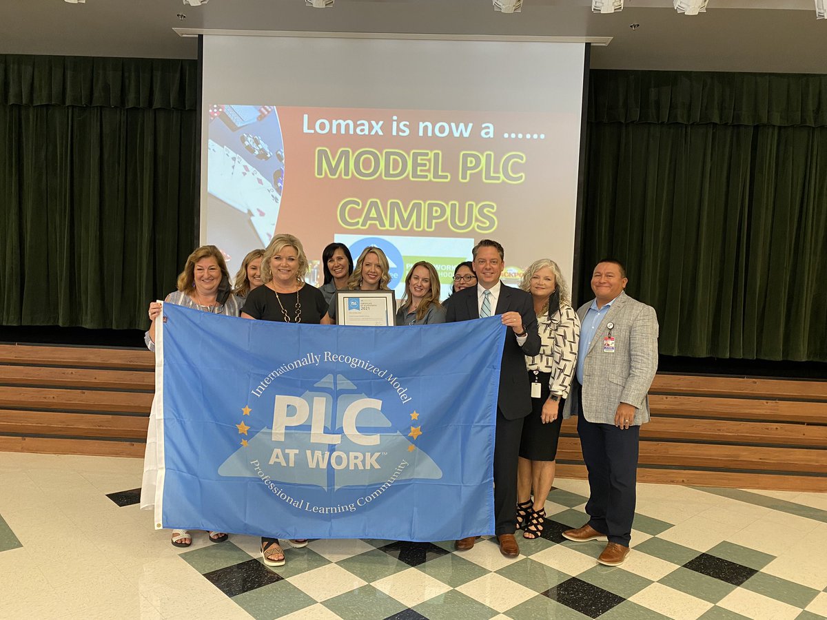 dr_majones's tweet photo. What a great 1st day back surprise for the faculty @ Carter Lomax MS! Congratulations to our newest Model PLC @ Work Model School, @CarterLomaxMS! We are so proud of this amazing team of educators who focus on student learning &amp; continuous improvement every day! Go Colts!#PISDplc https://t.co/oqrh2V5Wjv