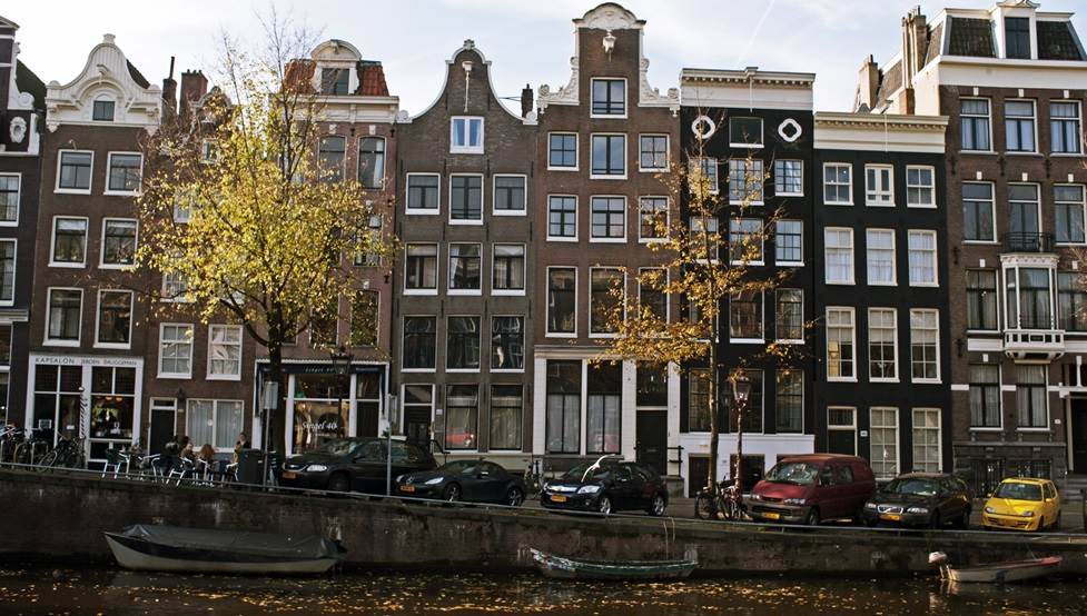 The Amsterdam Area is committed to sustainable ways of sourcing and using energy. Check out these five green initiatives that are making the region cleaner. 👉 bddy.me/3lQcqfE