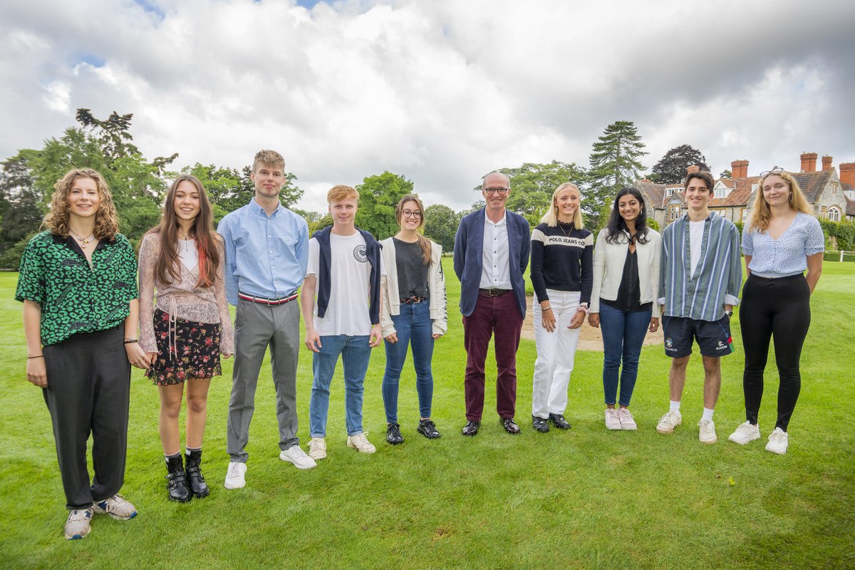 📚Millfield students are accepting their places at universities and colleges across the country and world, studying a variety of courses. Congratulations to all!

⭐Read more on our top achievers here: bit.ly/3CzuAIl

#Millfield #DiscoverBrilliance #alevelresults2021