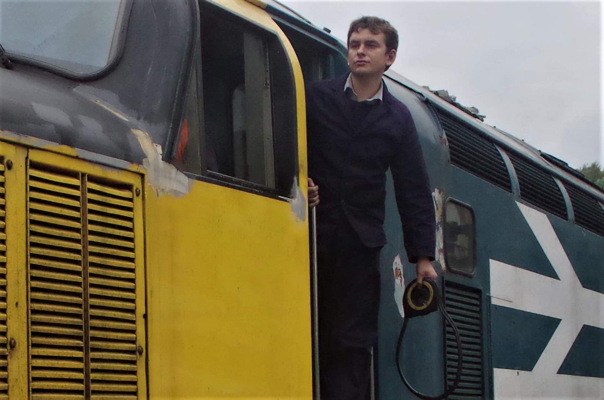 MattehtheEdmo's tweet photo. Proud to be a #volunteer at the @nymr. This year I have passed from cleaner to fireman and look forward to the challenges ahead as I continue to progress #LoveYourRailway https://t.co/NcP8WNSa7f