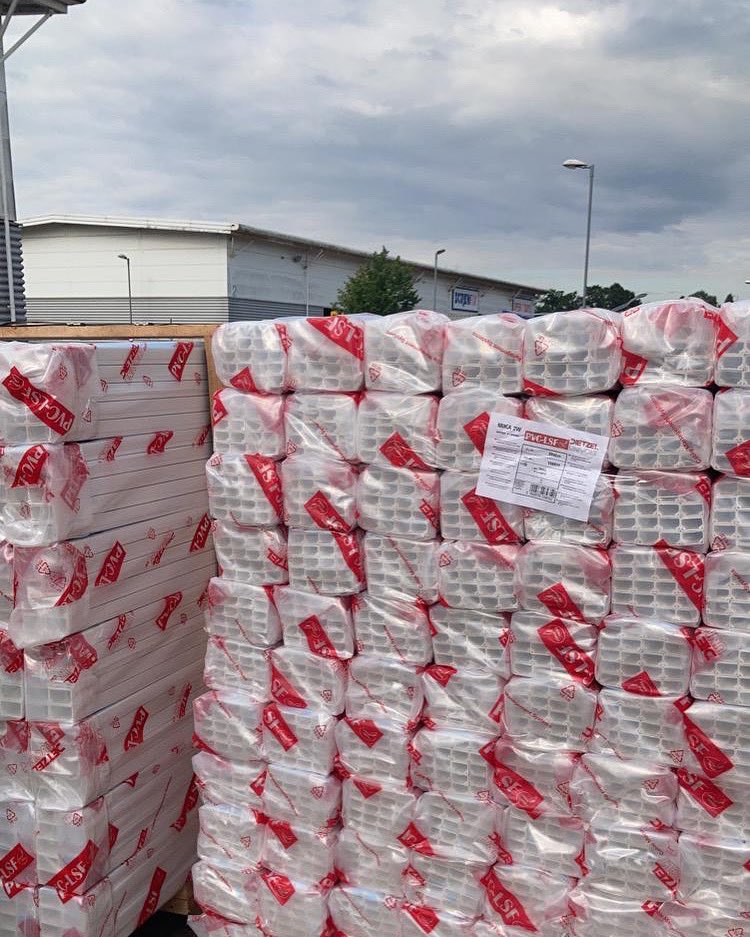 UnivoltUK's tweet image. We’ve just taken another large delivery of our new LSF (lower smoke &amp;amp; Fume) self-adhesive #minitrunking. Call us on 01707 379 820 to reserve your order now #cablemanagement #cablecontainment #construction #building