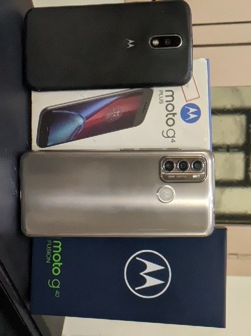 Dhinakaran_d_na's tweet photo. First mobile of my brother and me, purchased with first salary #motoG4Plus #motoG40Fusion
Thanks @motorolaindia for memorable devices in our career

@C4ETechTamil @TamilTechOffici
 @Siva_Bharani 
@GiriSonnaSeri 
@lakshmirajan https://t.co/rR3gw3FdA6