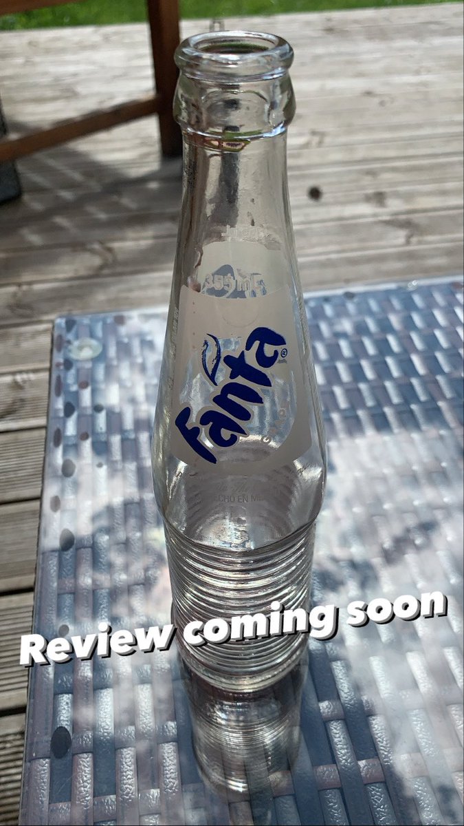 JoeWareham's tweet image. But will it taste as good as the Japanese version? 🍇🇲🇽

#grapefanta #mexicanversion