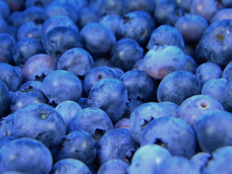 WaterforHealth's tweet photo. BLOG: 9 Incredible Anti-Inflammatory Foods You Need to Be Eating

In this article, we delve into 9 evidence-based nutrients that have been proven to reduce inflammation. So you can pack your diet with these foods as part of your #healthy routine.

READ: https://t.co/SJlqWgWLcV https://t.co/vQZj5GLdfi
