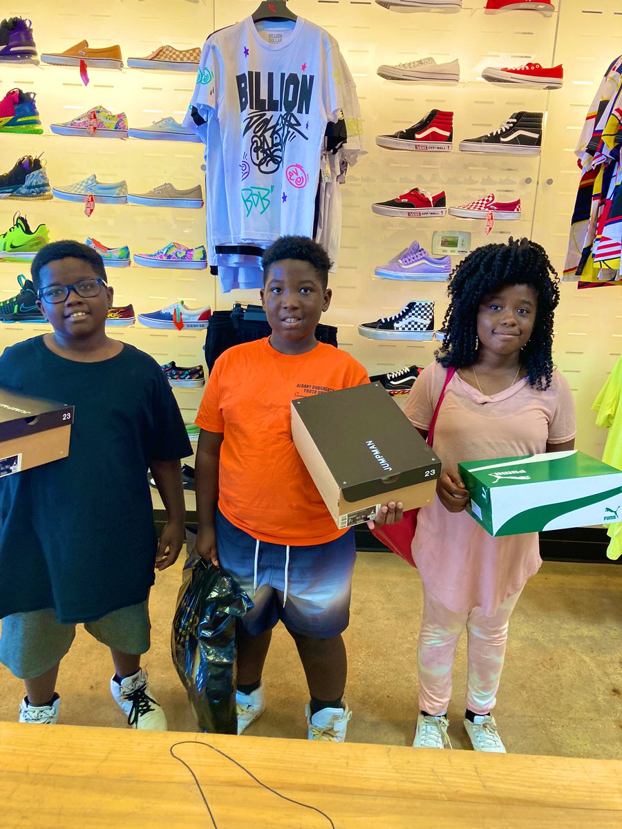 ♛ W U’ A V E L L I ♛ tweet media