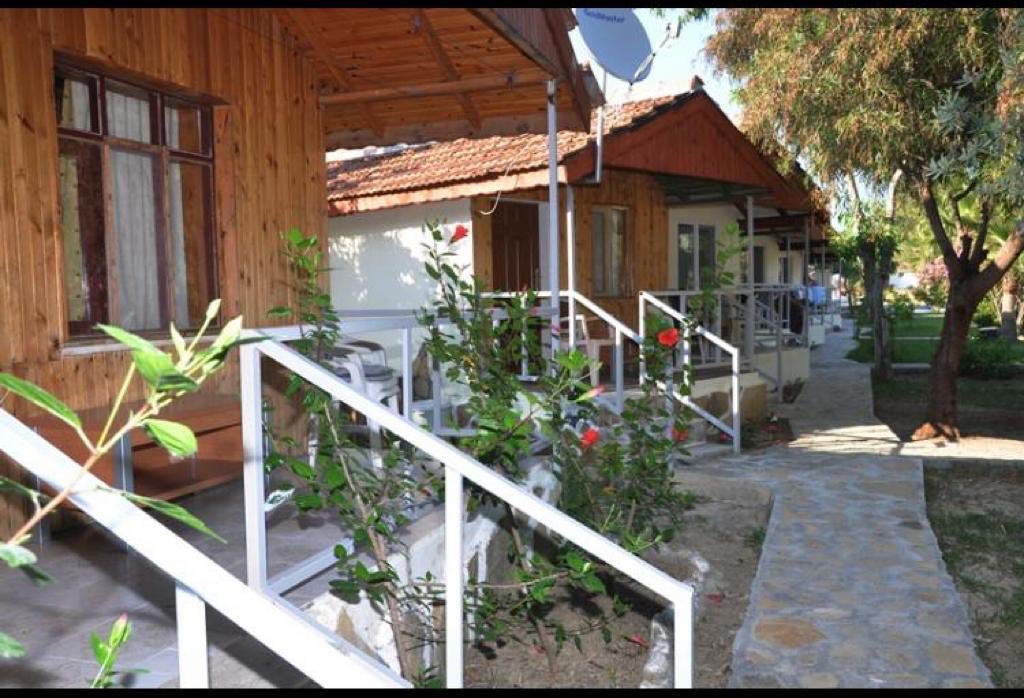 geakturkiye's tweet photo. Ülkemizin Manavgat bölgesindeki  çıkan yangınlara müdahale için desteğe giden ekibimize, konaklamalarında, ihtiyaclarını gidermede yardımcı olan ve bizleri (ücretsiz) ağırlayan, Osay motel camping sahibi Osman bey ve Osay Camping &amp; pansiyon’ a teşekkürü borç biliriz. https://t.co/l0TXlfPlwI