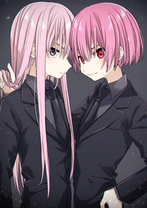 ピンク髪双子スーツ(黒) 
