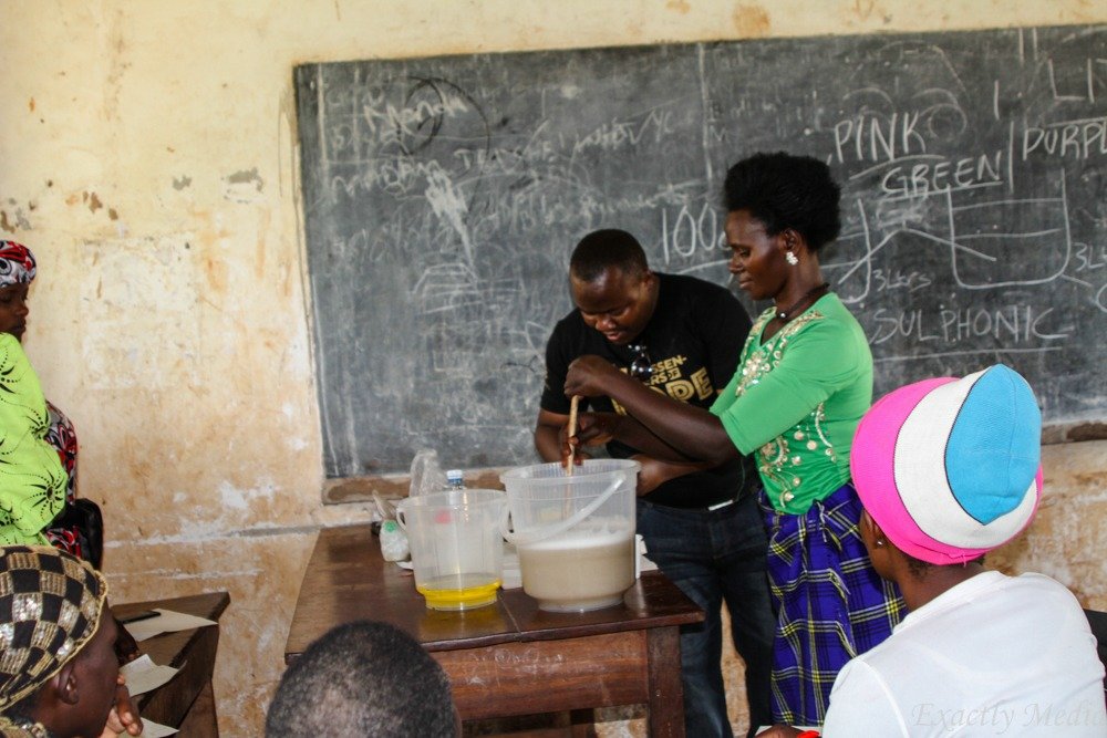 rotaractnateete's tweet photo. The Kakuba literacy project goes beyond keeping the pupils in school and extends further to equipping the community members around the school with essential  skills to ensure sustainability through income generating programs such as soap making.Join us on this cause! 
#KakubaXtra https://t.co/MFoL186JI9