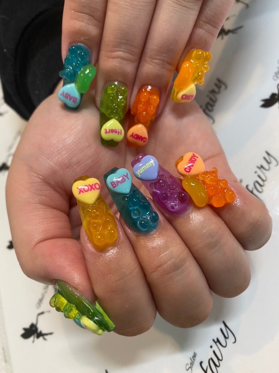 Twitter 上的 きりん𓃱 ネイルチェンジ ﾉ めちゃくちゃ可愛いハリボーネイル やっぱりカラフルでハデハデはテンション上がる ᐥᐜᐥ ᐝ ハリボーネイル T Co Zdxl4o7a6g Twitter