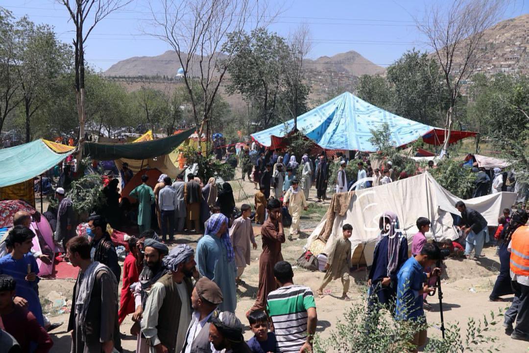 ManizhaBakhtari's tweet photo. Millions of people have been internally displaced in recent months. The dreadful violence and the surge in fleeing the war are occurring during one of the biggest global health emergencies due to Covid-19 Pandemic. @RamizAlakbarov @AurvasiPatel @Refugees @UNHCRAfg https://t.co/JTBLD2yt1S