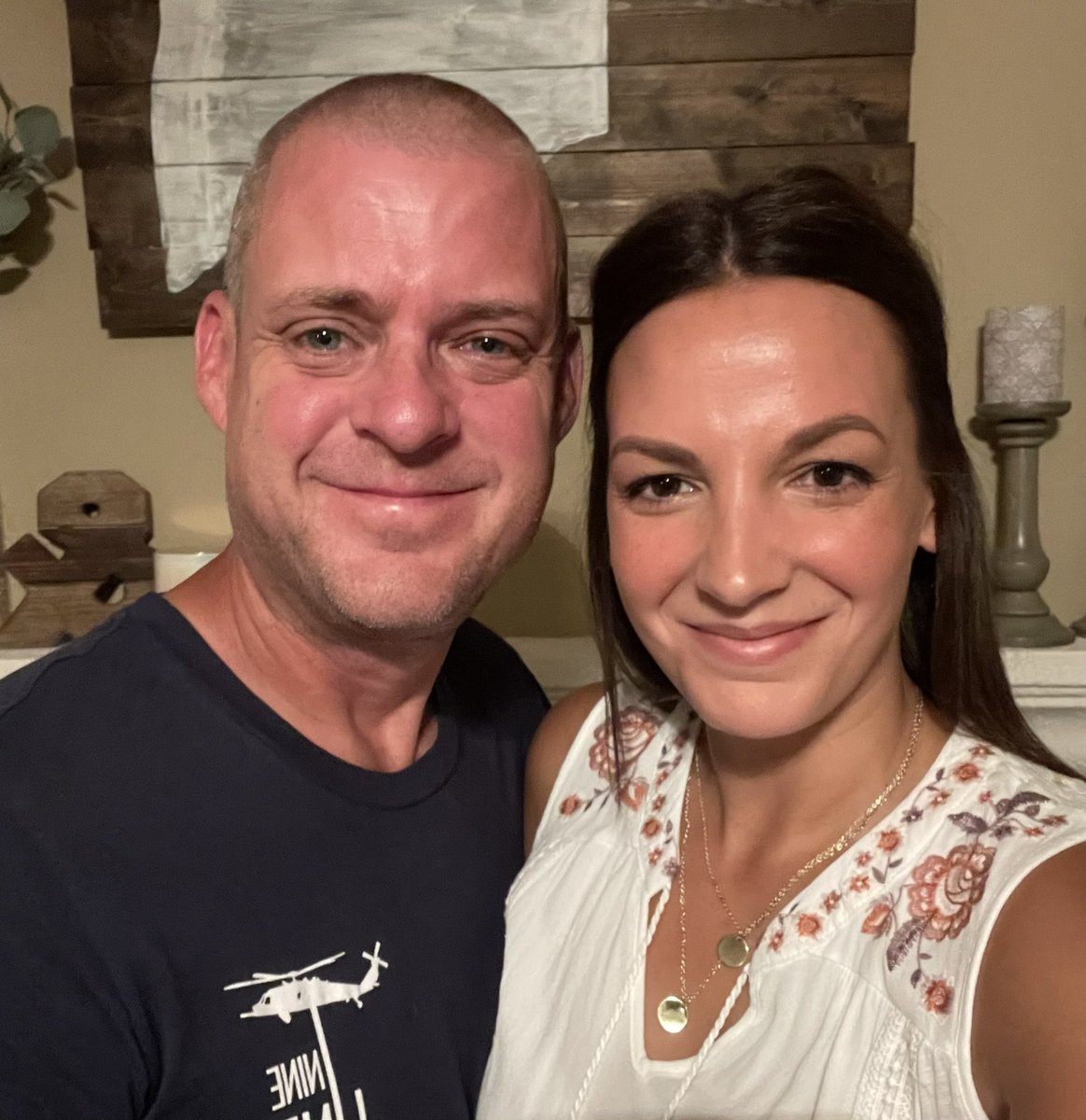 MrsMarsh4th's tweet image. Here we go!! ❤️❤️❤️
Year 22 and 15 in @CFBISD!
@KentCardinals @CFBRainwater #cfbfirstday #cfbproud @DrChapmanCFBISD @susanmachayo