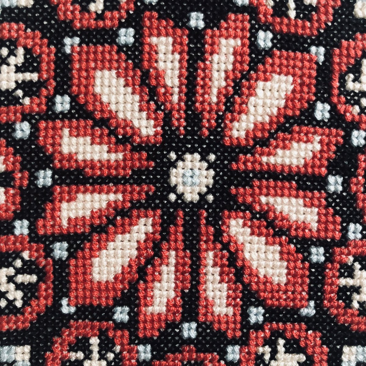 apophines's tweet photo. New cross-stitch inspired by one of my favorite show ✨
The pattern will be available soon!
“To open the rose window is to see the truth” #TheOA https://t.co/dK0DnbvZSK