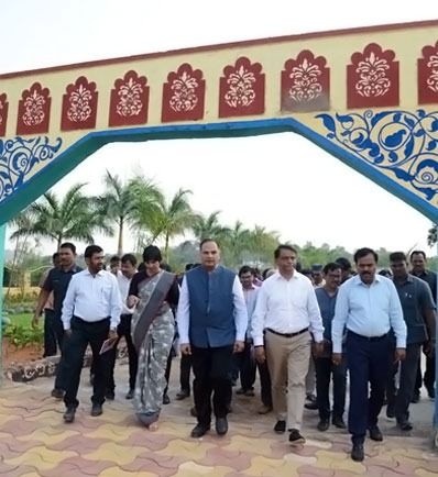 sandyp_tweets's tweet photo. A park made for a reason by @harichandanaias
Mir Alam Tank Park initiated by this #InnovativeIAS is the second-largest park in the Charminar zone.
#MirAlamPark #MirAlamTankPark #Hyderabad #grassroots #inspiration #HariChandanaIAS #VisionaryIAS #SheInspiresUs #biodiversity https://t.co/hRyWkgvSVs