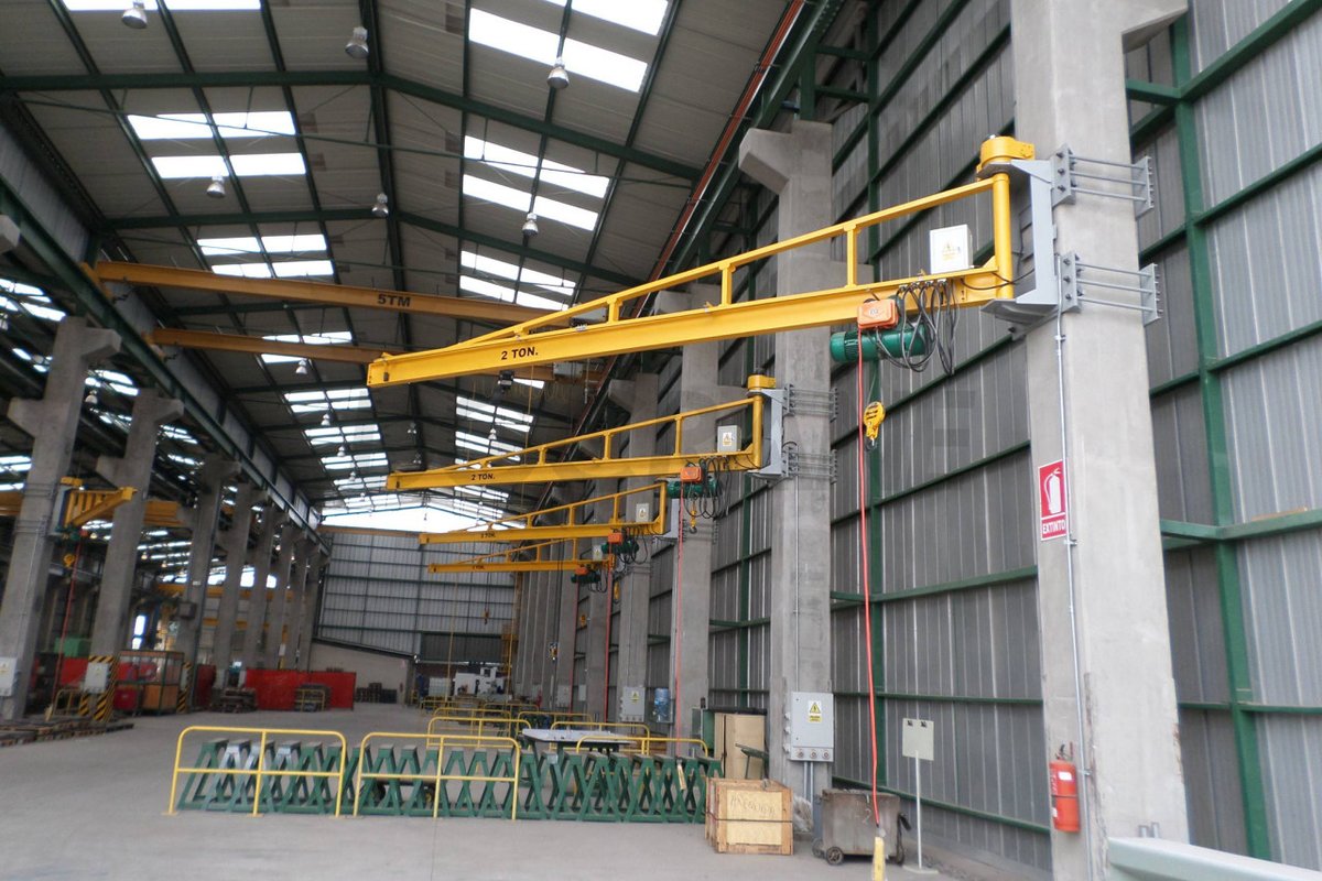 DGCRANES's tweet image. 8 sets 2T of wall-mounted #JibCrane were installed in our Customer&apos;s workshop in #Peru.

Learn more about wall-mounted jib cranes: dgcrane.com/products/wall-…

#DGCRANE #CantileverCrane  #WallCrane  #WallMountedCrane  #productivity  #manufacturing  #maintenance  #inspection