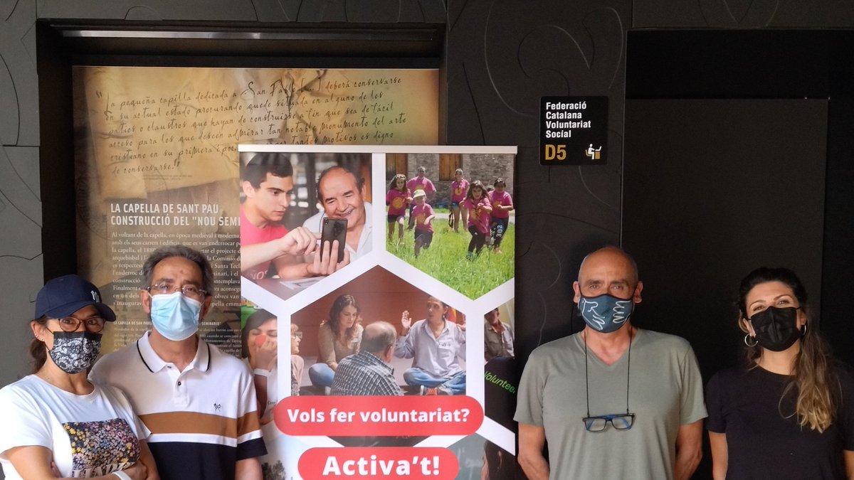 INTEGRANTS 👋| La <a href="/voluntaris_cat/">voluntaris.cat</a> és la plataforma de referència del #voluntariatsocial a Catalunya. Són una xarxa d’entitats (+ de 300) sense ànim de lucre que treballa pel foment, la promoció i el reconeixement del voluntariat social.

També #comencenperlateulada