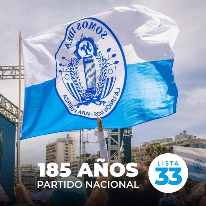 Hoy nuestro querido Partido Nacional celebra 185 años d vida, d historia, d presente y de porvenir !!! Un fuerte abrazo a quienes día a día participamos desde este, nuestro Partido, intentando mejorar las realidades. 
La fortaleza d los Partidos Políticos construye Democracia.