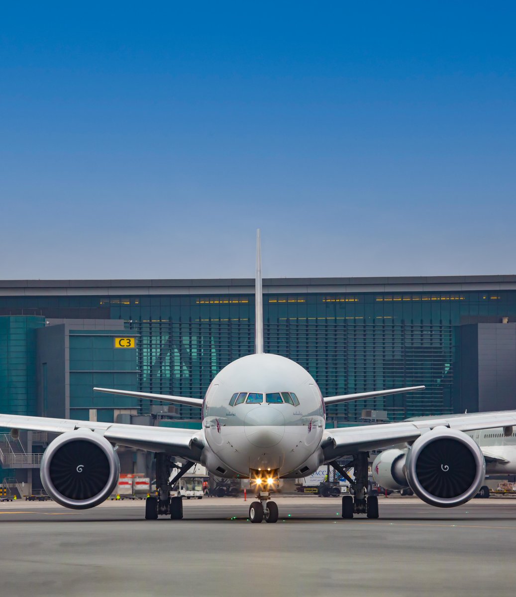 Qatar Airways tweet media