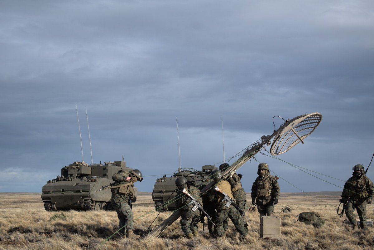 Ejercito_Chile's tweet photo. #PuntaArenas: Soldados del Batallón de Telecomunicaciones N°5 "Patagonia", de la V División de Ejército, realizan #InstrucciónYEntrenamiento de acuerdo a la Fase de Especialización del Combatiente Individual por Ocupación Militar Especializada. https://t.co/F65Rqqo27M