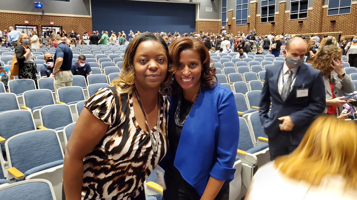 Wow!  What this moment meant to me…<a href="/LDMcDade/">LaTanya D. McDade, Ed.D.</a> I heard and saw myself in your story…I am inspired and ready to launch! <a href="/PWCSNews/">PWCS</a> #EEE2021 #FutureLeader