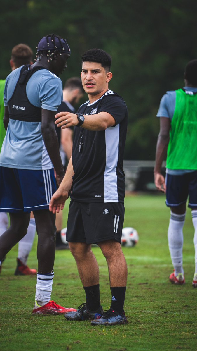 GSAthletics_MSO's tweet photo. Back to work 😤

First exhibition is in 4 days!

#HailSouthern https://t.co/xTzwawOzWa