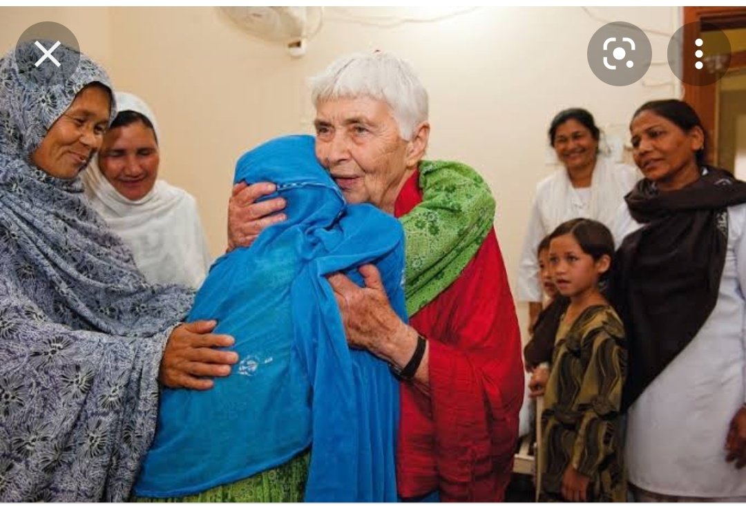 Ruth Katherina Martha Pfuo was a German۔Pakistani Catholic nun, and a physician. She moved from Germany to Pakistan in 1961 and devoted more than 55 years of her life to fighting leprosy in Pakistan.
#4thdeathanniversary
#RuthPfau