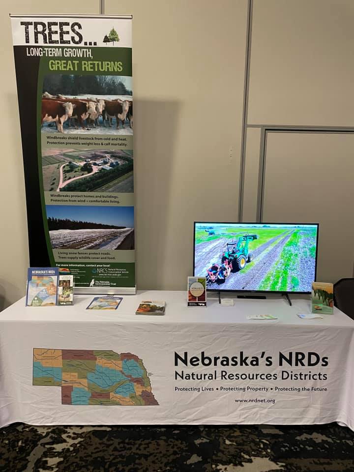 NebraskaNRDs's tweet photo. We're at the @UNLGrassSystms Nebraska Grazing Conference in Kearney! Stop by to learn more about #conservationtrees and how they can benefit your operation. #Windbreak #Snowfence https://t.co/AFbRUgpyFH