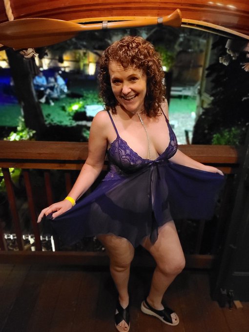 Had a lot of fun Saturday night with friends and danced the night away. https://t.co/zrDnJxLNSe